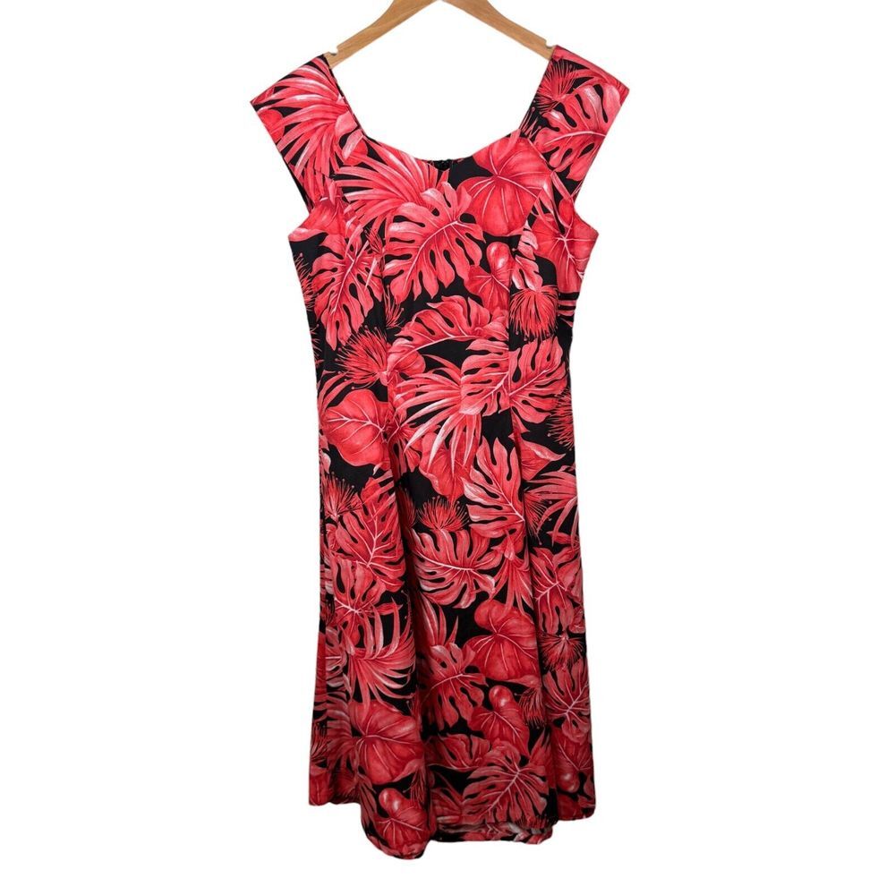 T & L Muumuu Factory Hawaiian Dress Size 3‎ 4 Red Black Tropical Floral Aloha